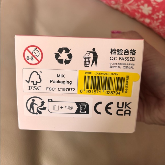 Pop Mart Cry Babies Crying Again Love Makes Us Cry Vinyl Face Plush Pendant - Picture 8 of 9